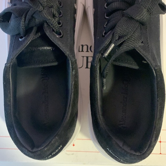 Alexander McQueen Women’s Deck Lace Up Plimsoll Sneakers - Picture 5 of 11